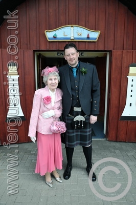 Family n Guests 001.jpg